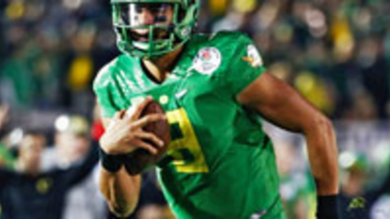 Marcus-Mariota-SL-150210