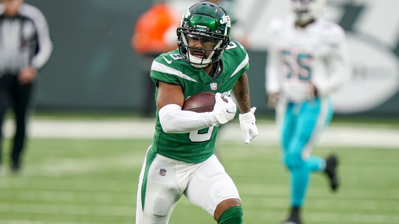 Jets rookie WR Elijah Moore (quad) placed on injured reserve