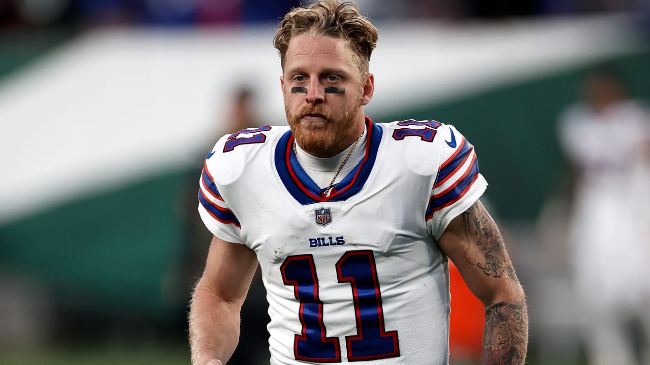 Cole Beasley news: Bills sign former WR to practice squad - DraftKings  Network