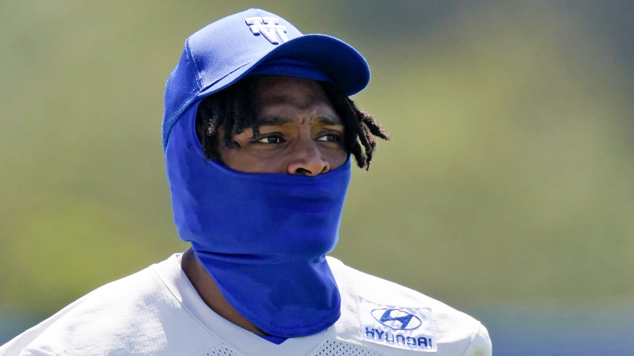 Jalen Ramsey teaches Rams teammates while his shoulders heal