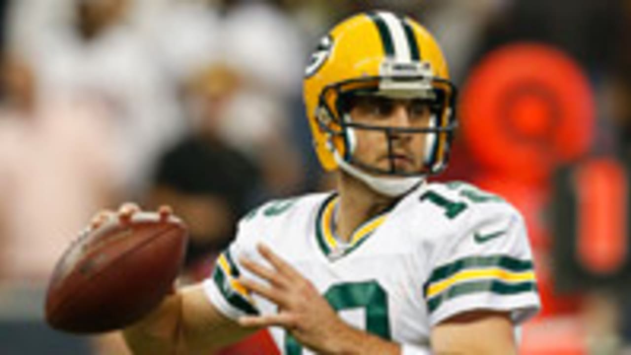 Aaron-Rodgers-130415-Spot.jpg