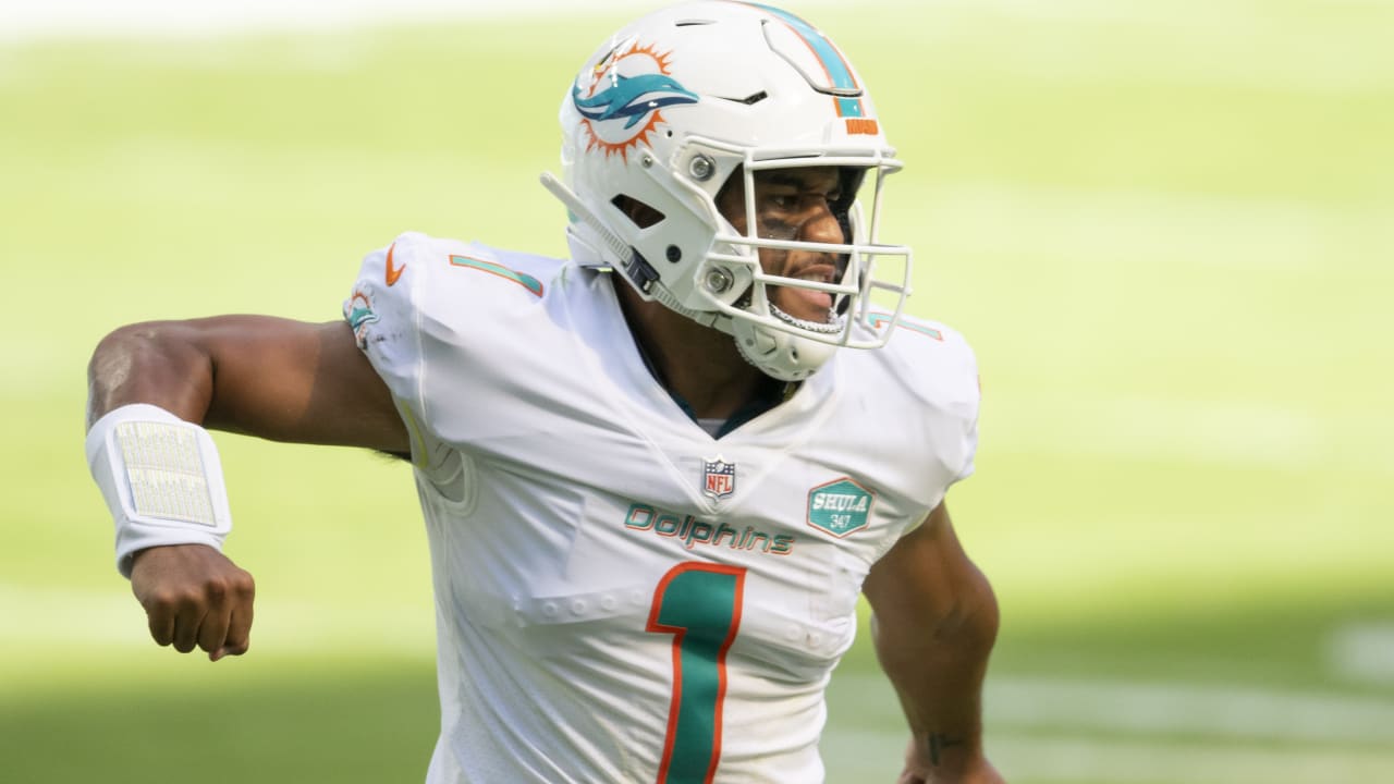 How much improvement can be expected from Tua Tagovailoa after everything  Dolphins put around him? - West Hawaii Today