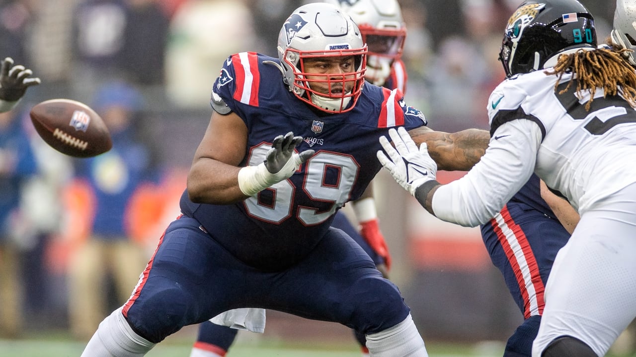 Patriots trading guard Shaq Mason to Buccaneers for fifth-round