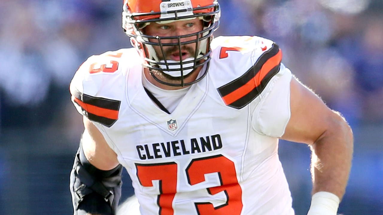 Joe-Thomas-SL.jpg
