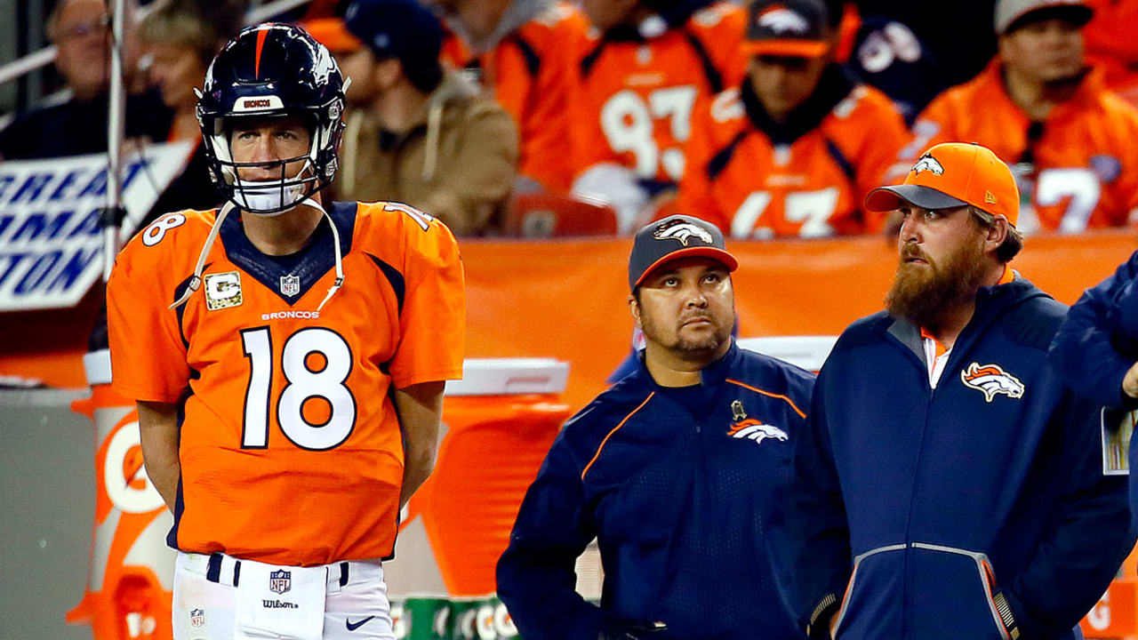 Manning-Peyton-151116-SL.jpg