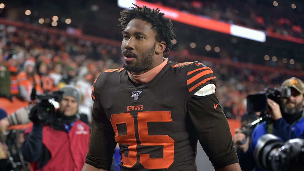 Browns' Garrett benched for start vs Saints for discipline