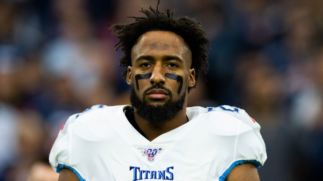 Tennessee Titans cornerback Logan Ryan (26) lines up against the  Indianapolis Colts during an NFL football