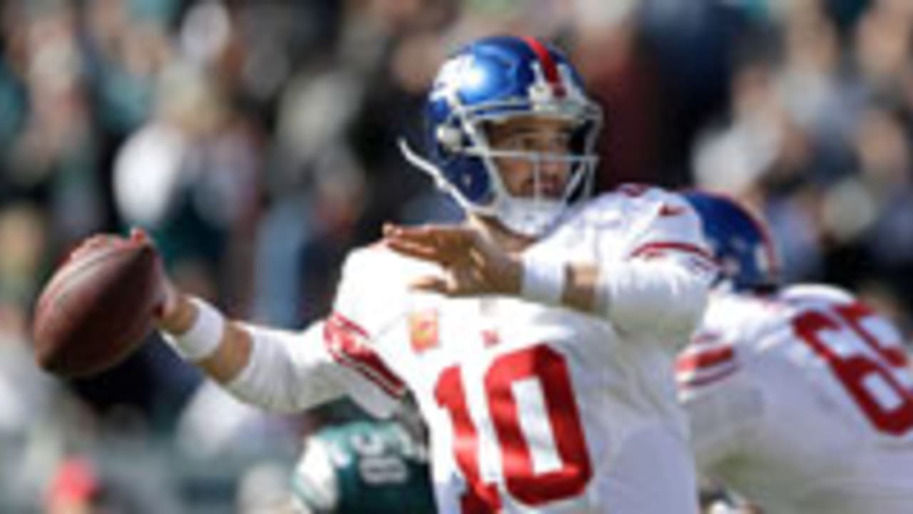 Eli Manning becomes New York Giants' all-time passing leader