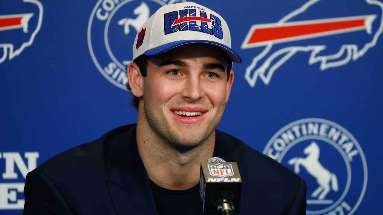 With the 25th pick in the 1st round, the Buffalo Bills select