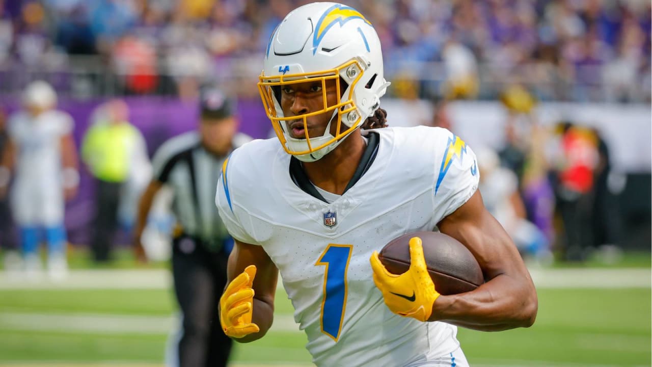 Look: Quentin Johnston makes first appearance in full Chargers uniform