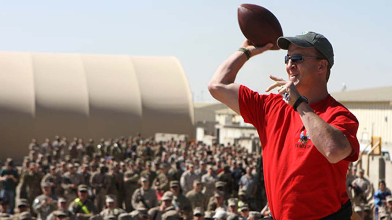 Peyton-Manning-130303-TS.jpg