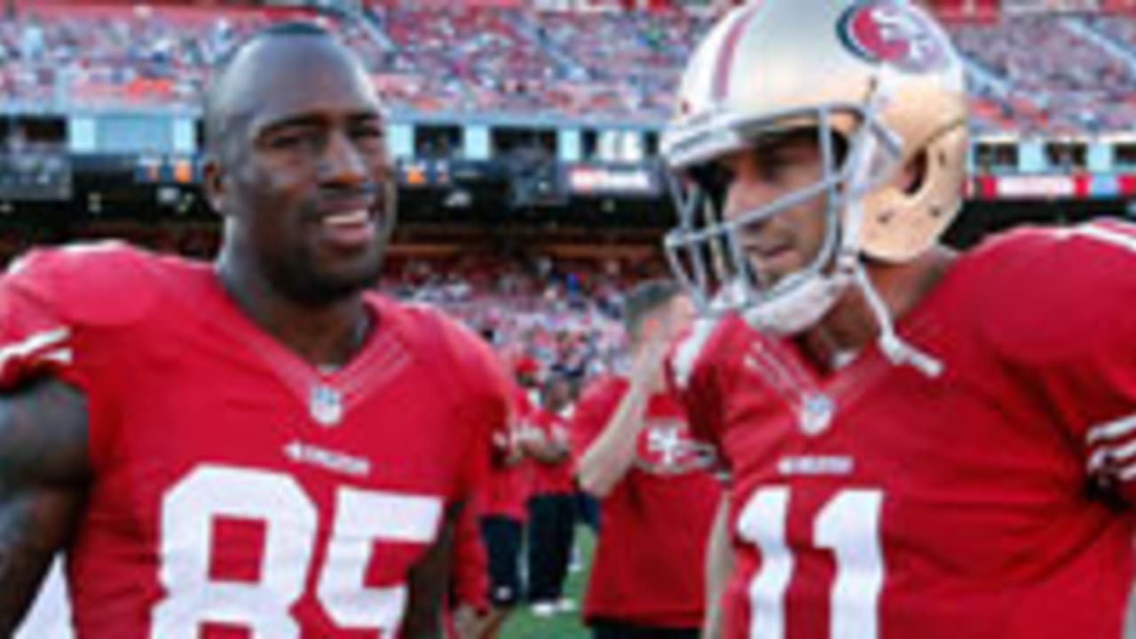vernon-davis-alex-smith-130228-spot.jpg