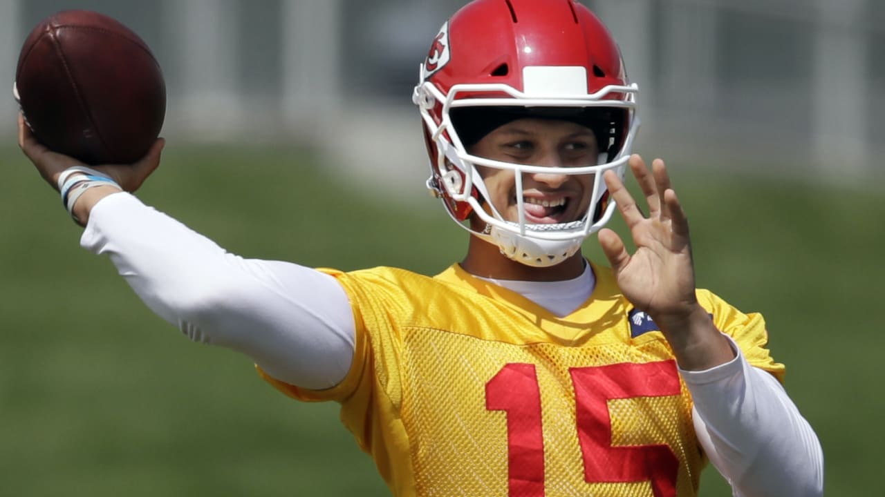 patrick-mahomes-052518