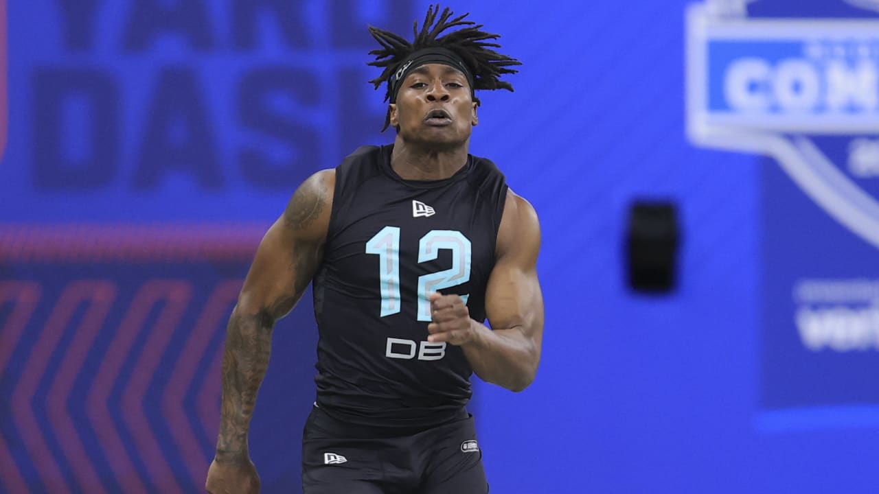 Cornerback DaMarcus Fields runs official 4.48-second 40-yard dash at 2022  combine