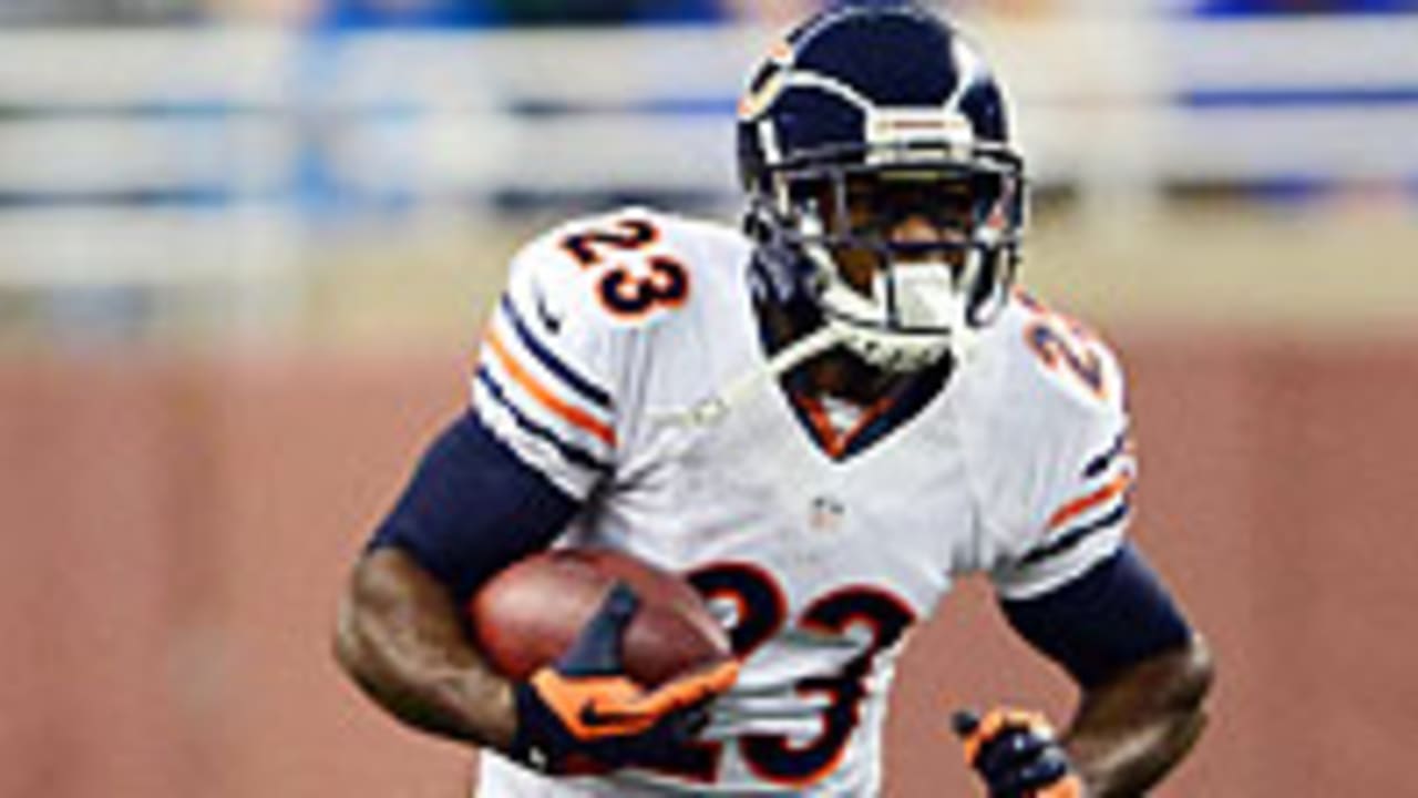 Chicago Bears returner Devin Hester makes Detroit Lions pay for