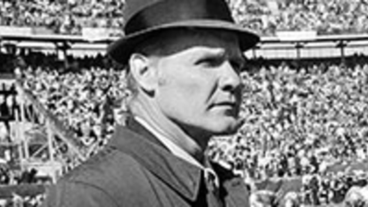 The Life of Tom Landry, the Man in the Hat