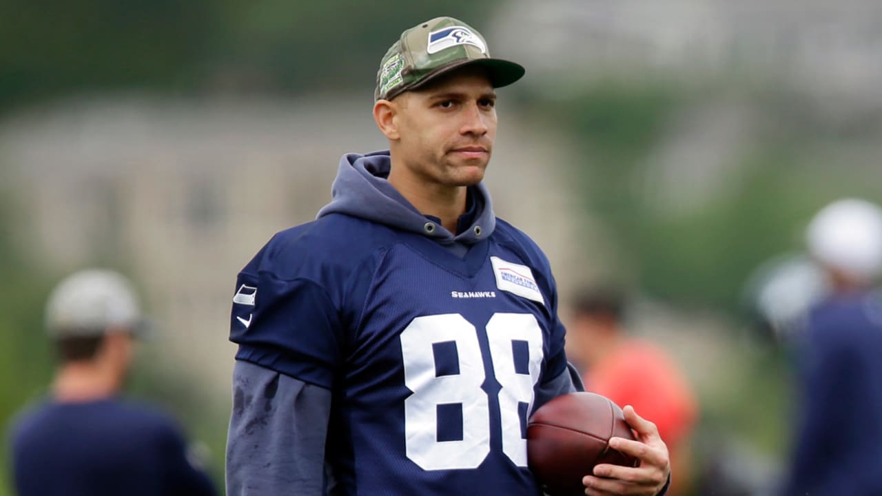 Seattle Seahawks tight end Jimmy Graham could miss start of season - ESPN