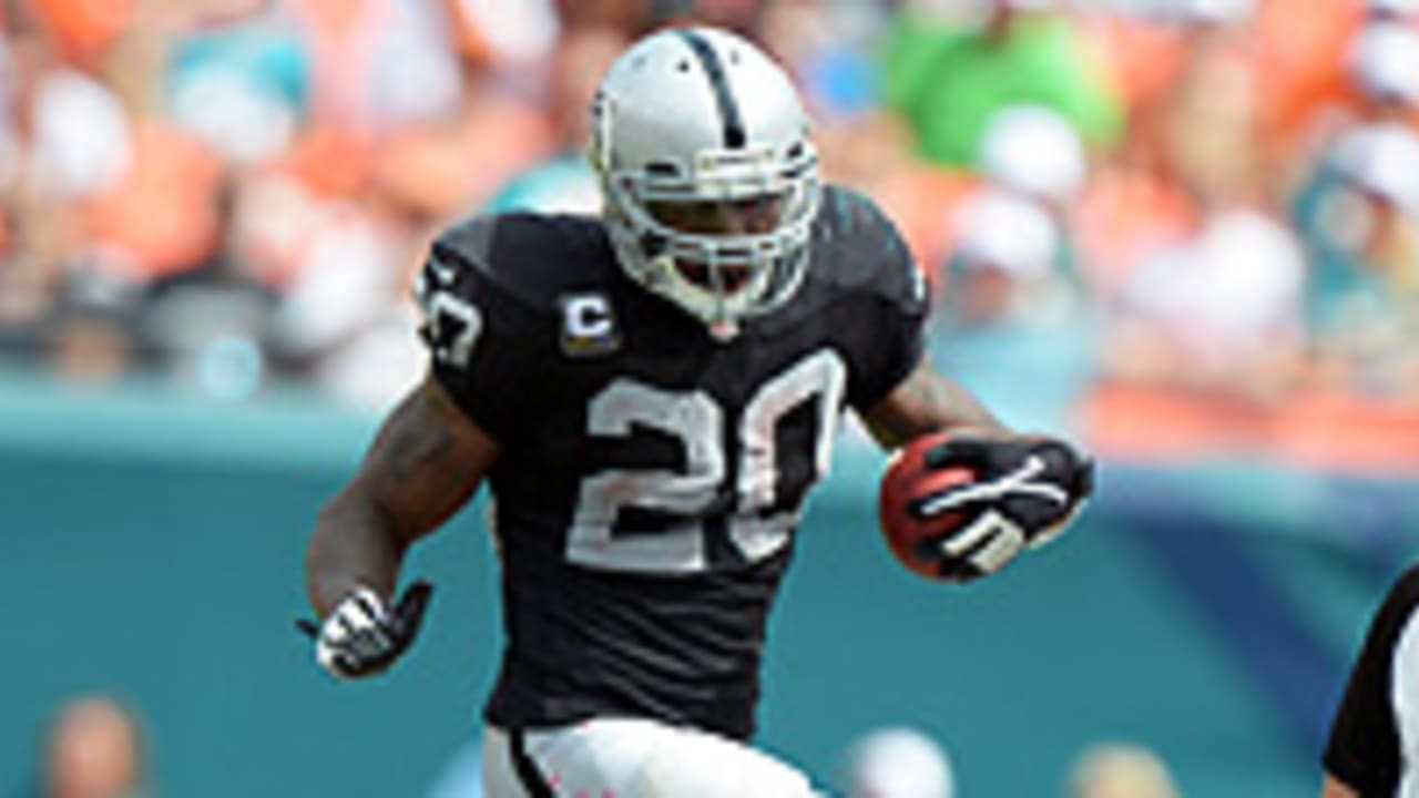 Darren-McFadden-120926-Spot.jpg