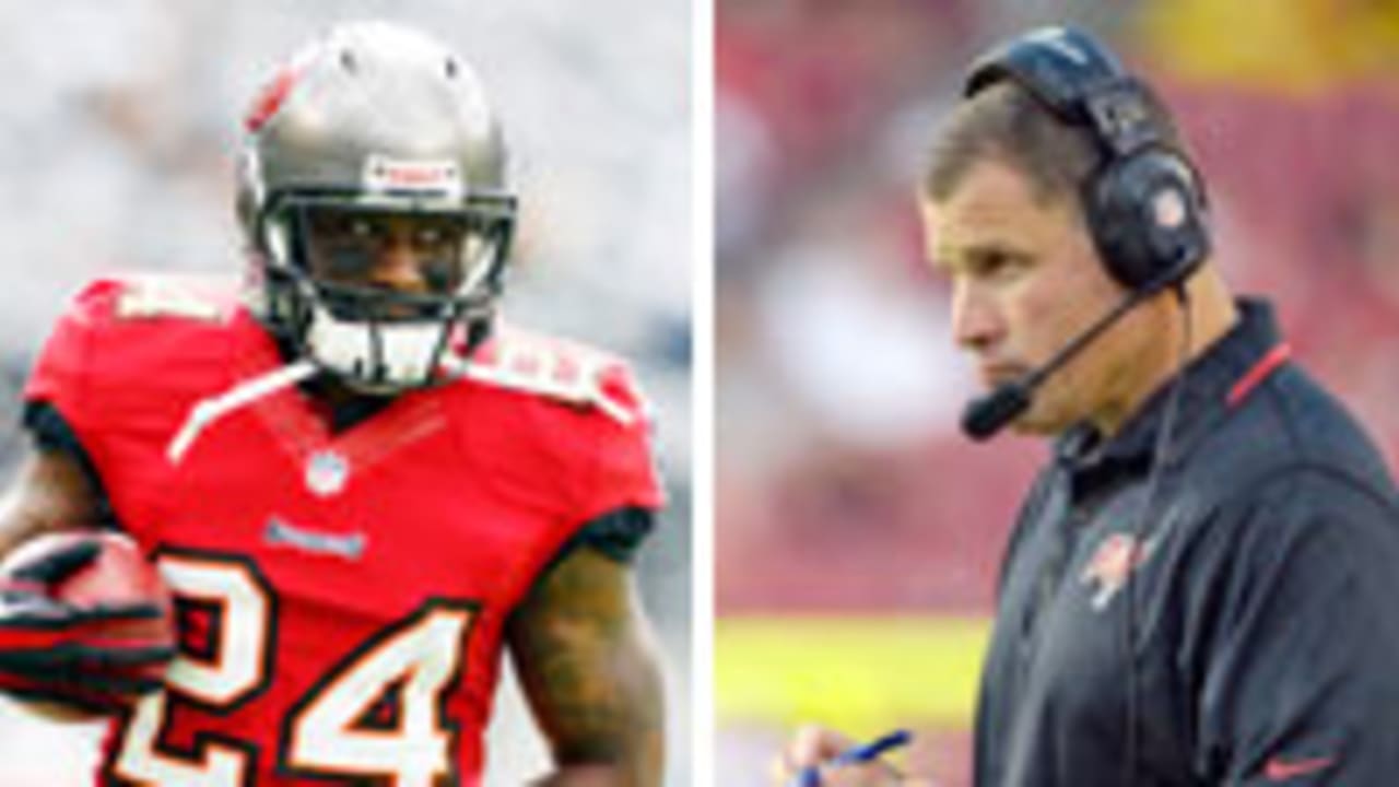 Revis-Schiano-sl-130916.jpg