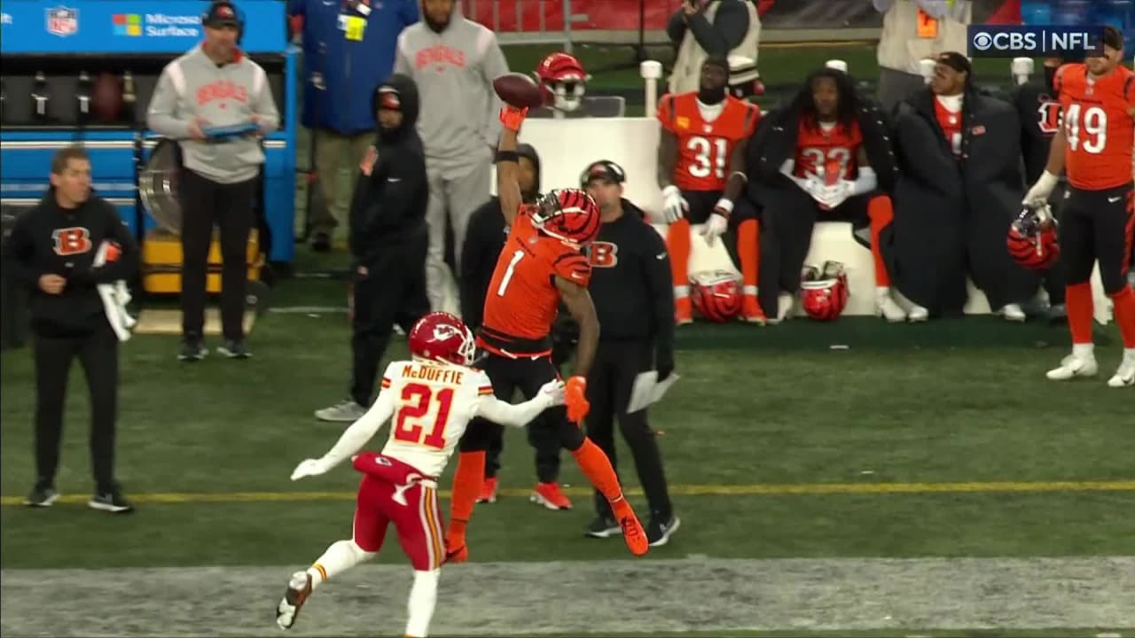 Cincinnati Bengals wide receiver Ja'Marr Chase's ridiculous one-handed catch vs. Kansas City Chiefs cornerback Trent McDuffie is just out of bounds