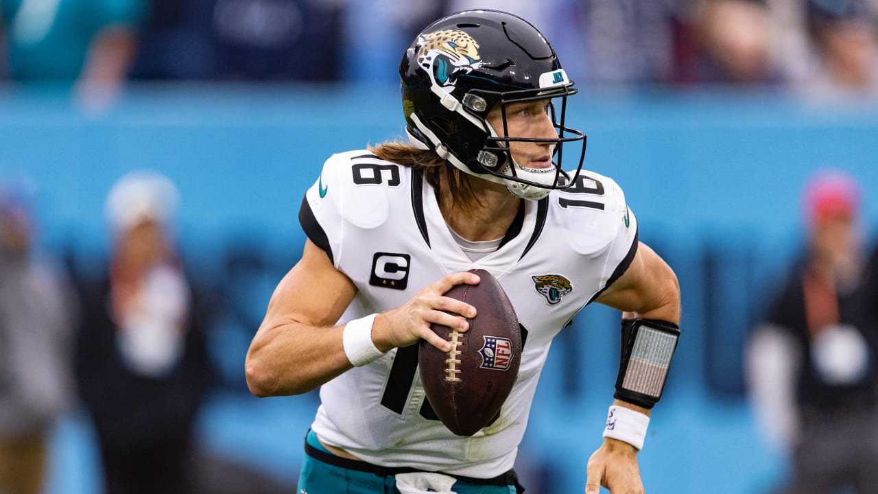 NFL Fantasy 2022 Start 'Em, Sit 'Em Week 17: Quarterbacks