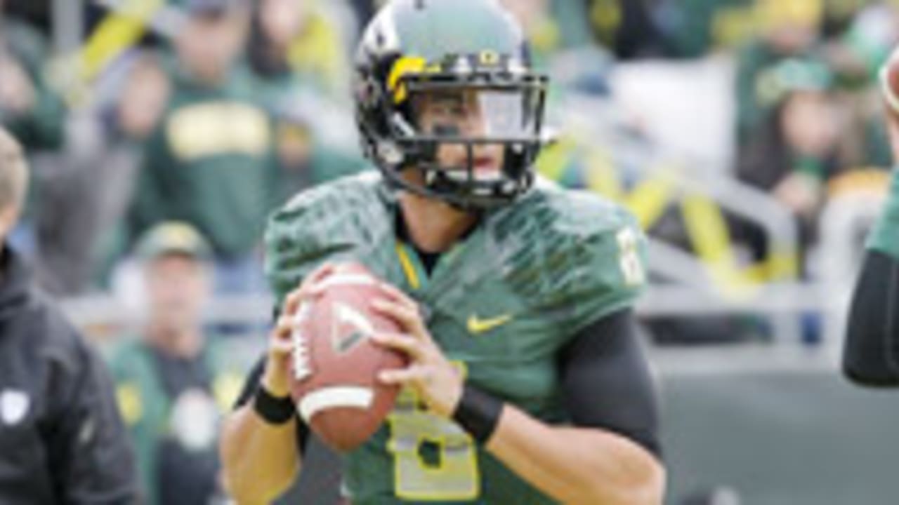 Oregon Ducks have legit Heisman candidates in Marcus Mariota, De