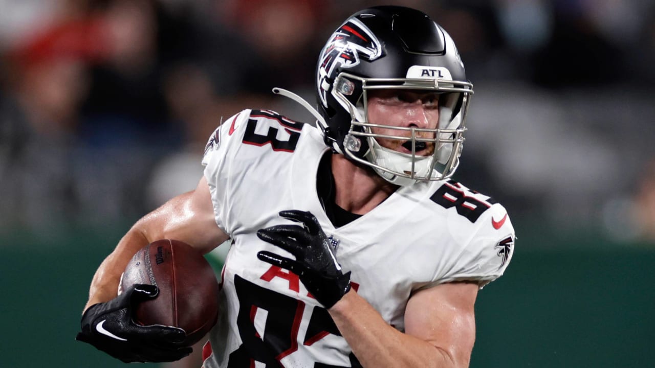 Atlanta Falcons wide receiver Jared Bernhardt (83) runs with the ball  against the New York Jets