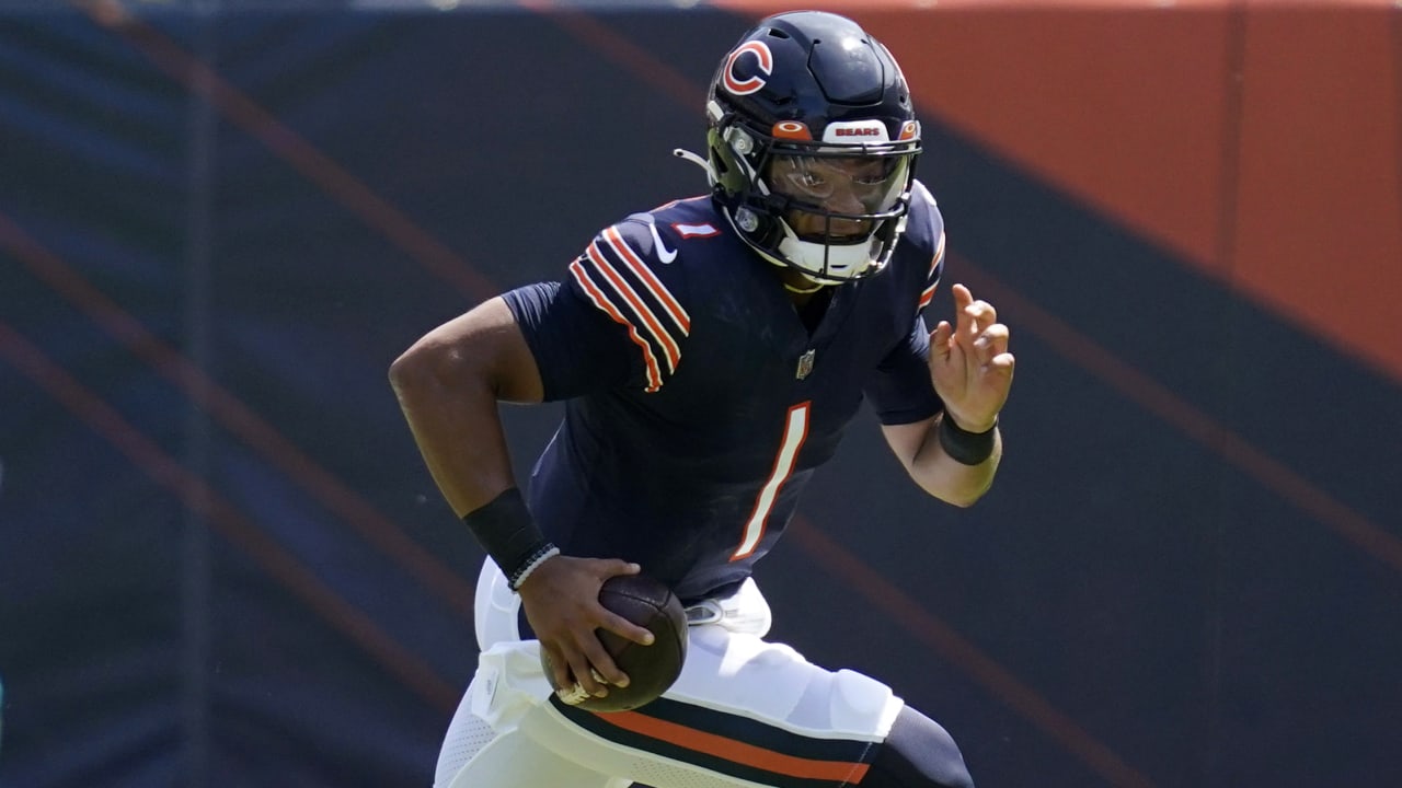 NFL Network Brian Baldinger's film breakdown of Chicago Bears quarterback  Justin Fields not finding open receivers