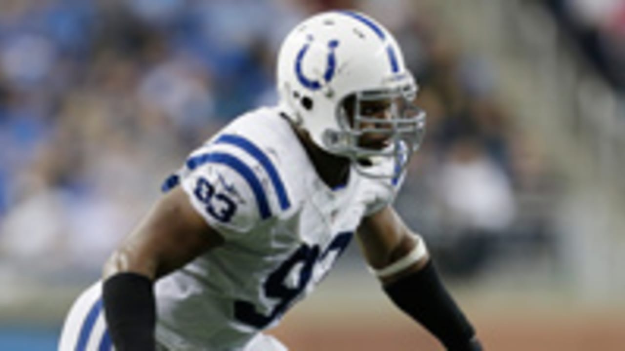 dwight-freeney-130220-spot.jpg