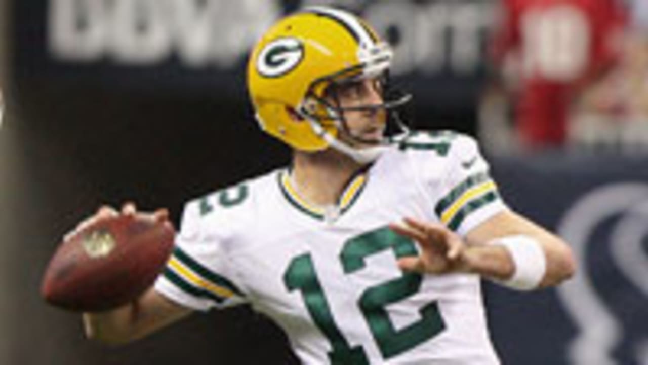 aaron-rodgers-121018-spot.jpg