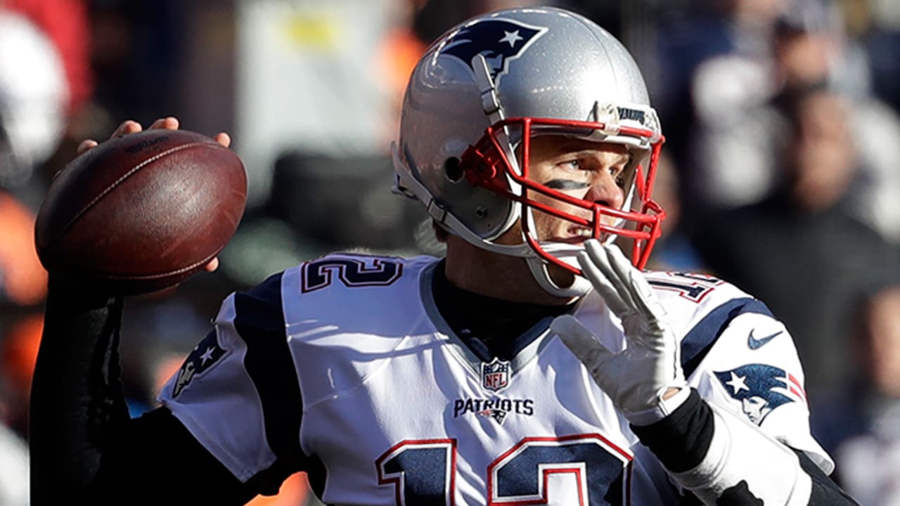 tom-brady-161218-sl.jpg