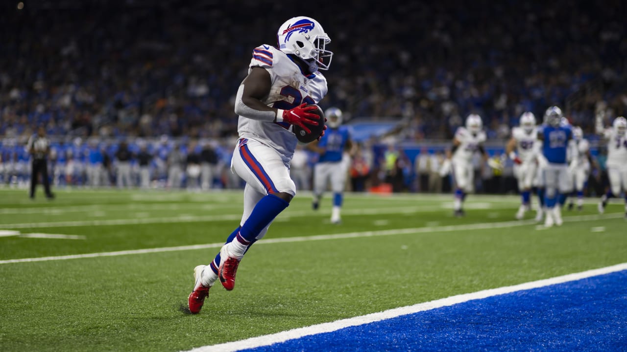 Buffalo Bills running back Devin Singletary (26) runs with the ball during  the first half of an NFL football game against the Pittsburgh Steelers in  Orchard Park, N.Y., Sunday, Oct. 9, 2022. (