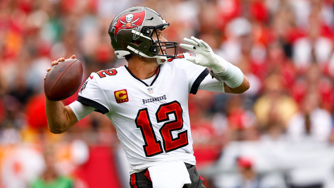 Ridiculous': Tom Brady strongly reacts to Buccaneers WR Mike Evans