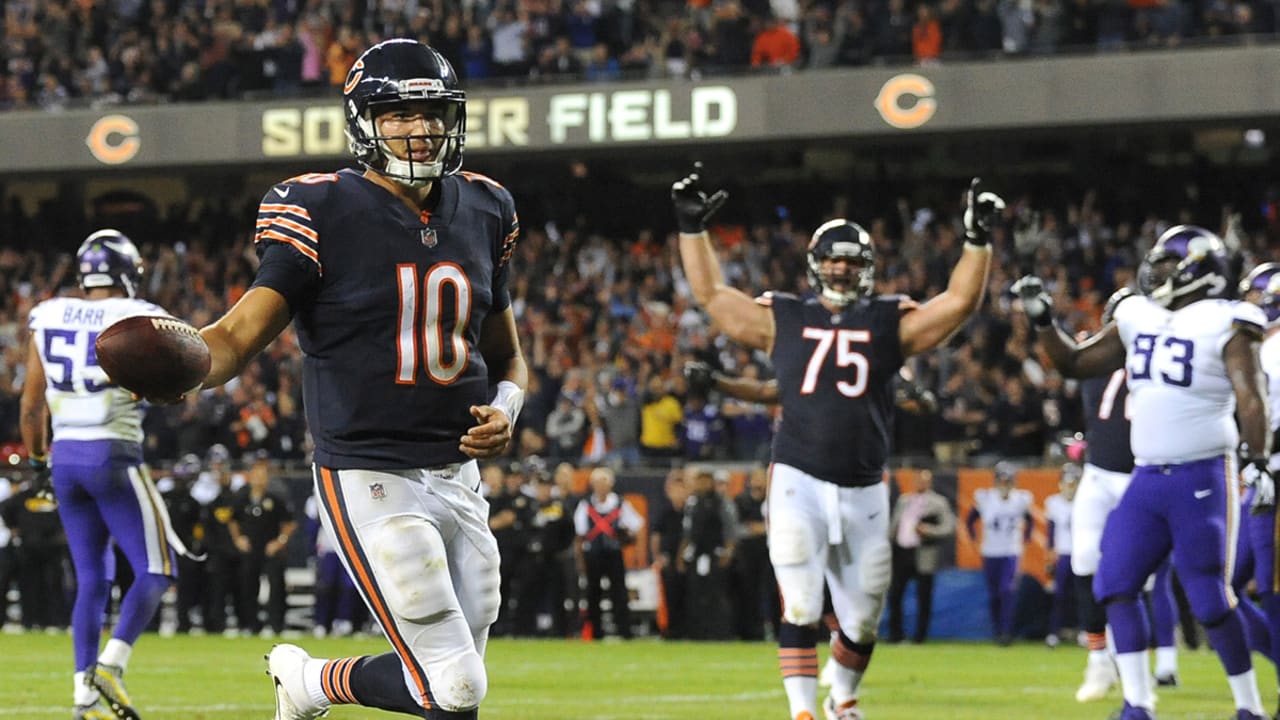 Mitch-Trubisky-6-170909-Spot.jpg