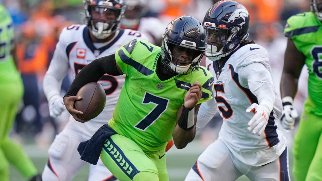 Broncos vs. Seahawks final score, results: Geno Smith overshadows Russell  Wilson in stunning Seahawks victory