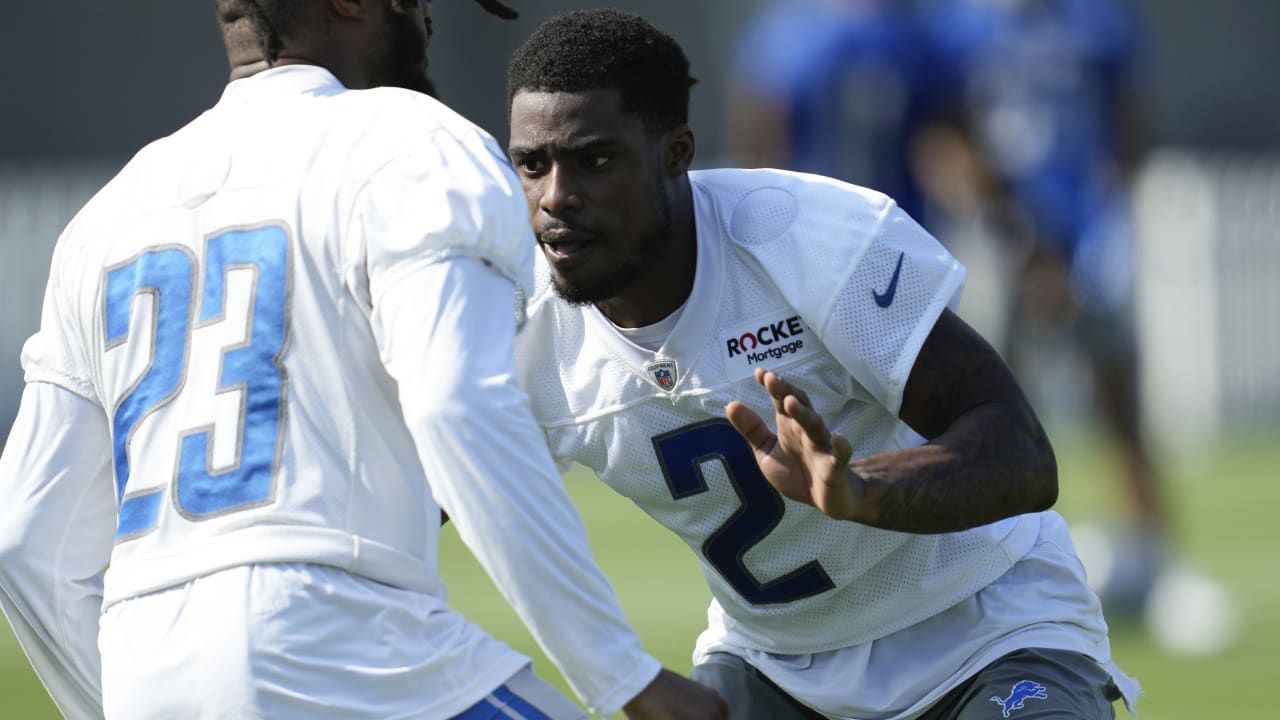 Lions DB C.J. Gardner-Johnson suffers non-contact knee injury at practice,  carted off field