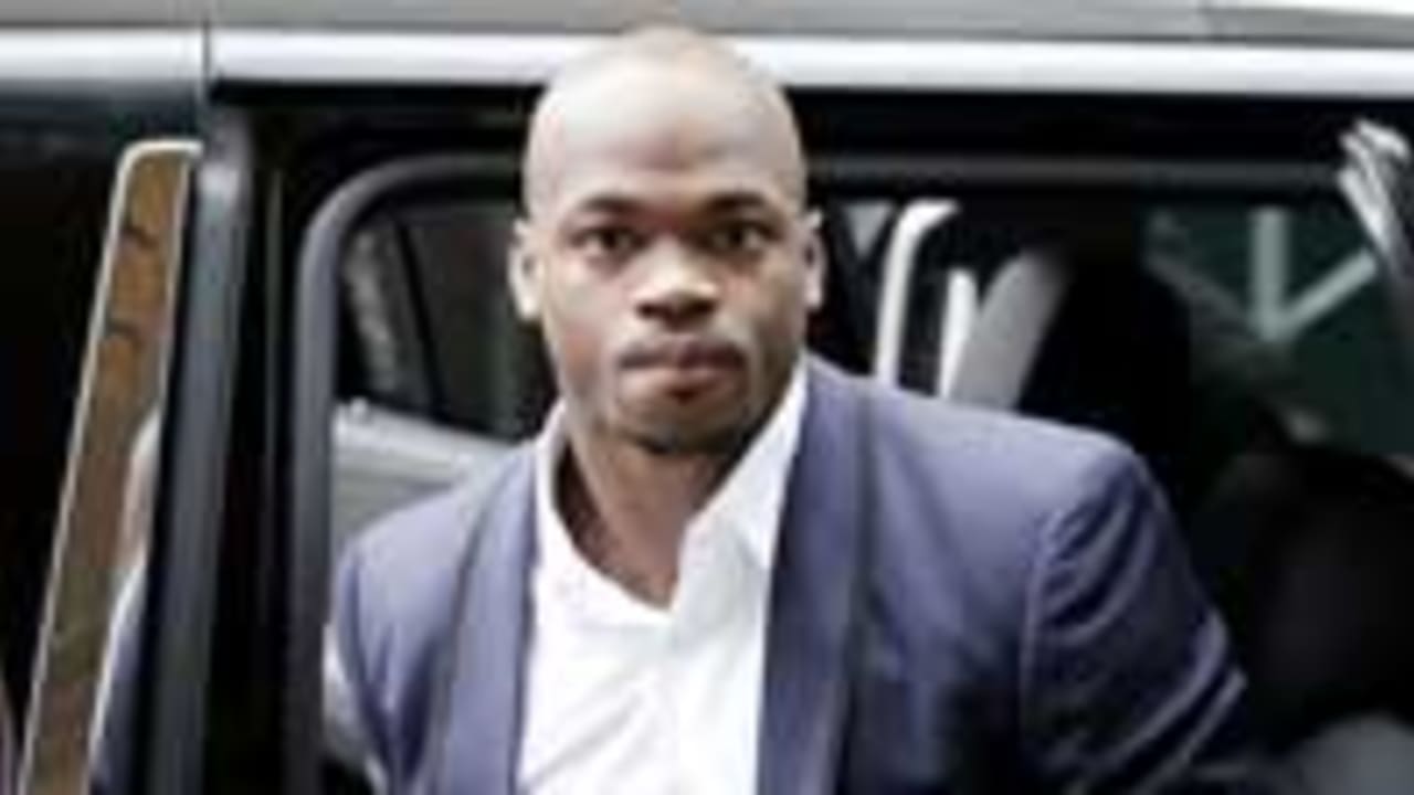 Adrian-Peterson-sl-120214.jpg