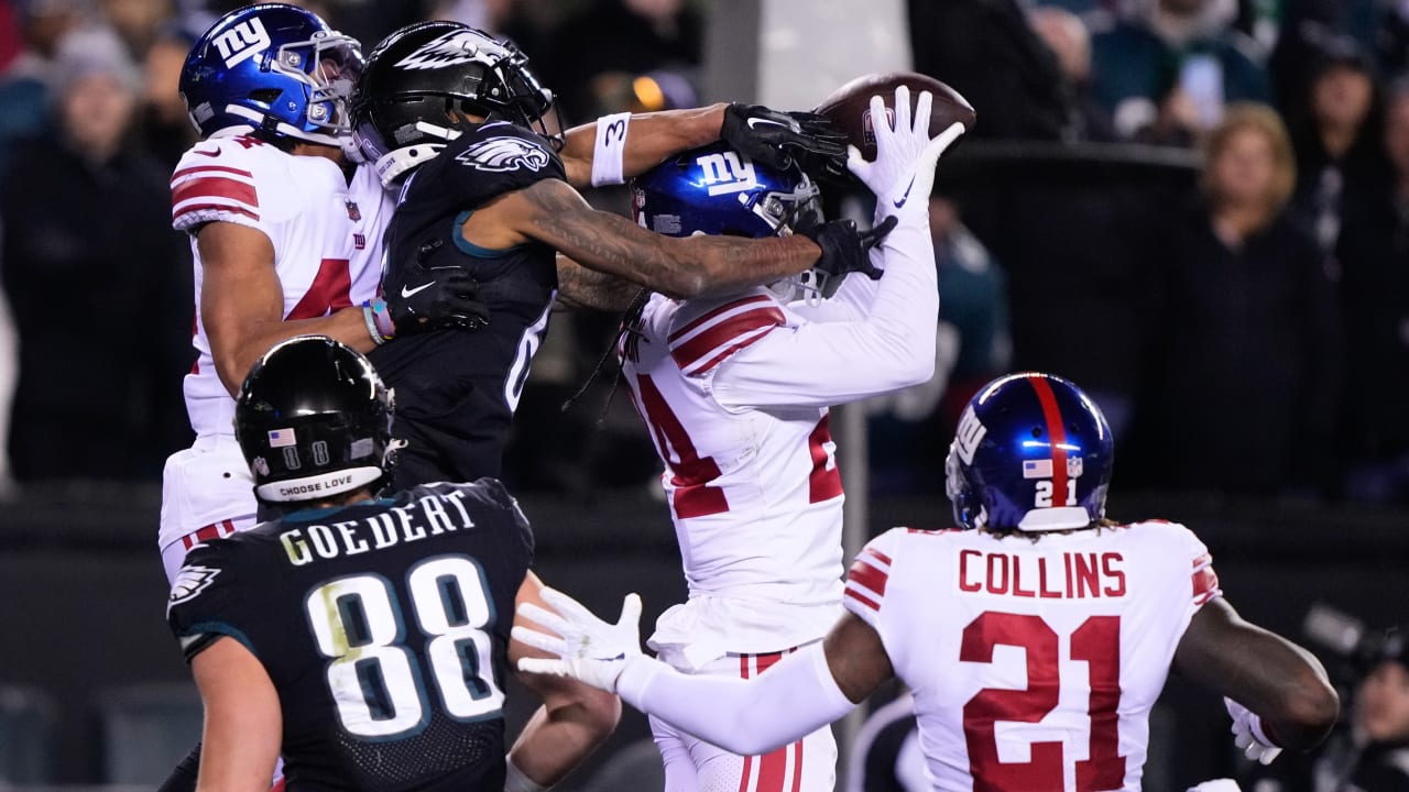 New York Giants safety Dane Belton hauls in INT in endzone as