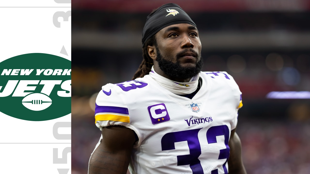 وقع Vikings RB Dalvin Cook السابق عقدًا لمدة عام واحد بقيمة تصل إلى 8.6 مليون دولار مع Jets.