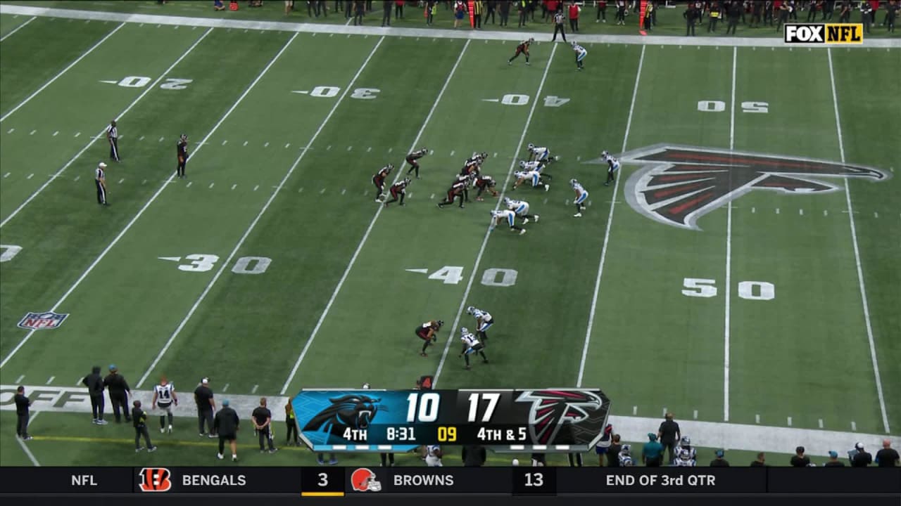 Atlanta Falcons tight end Parker Hesse commits blatant horse collar