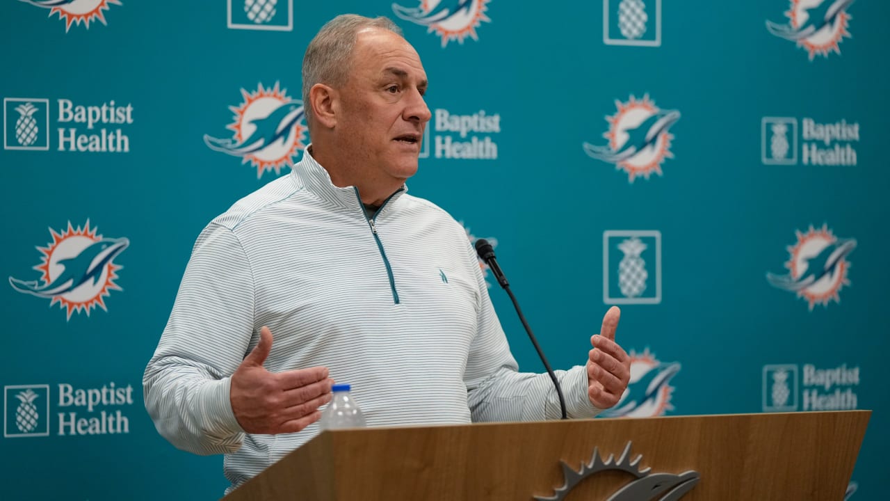 Dolphins' Fangio explains decisions with Jones and Long, who both