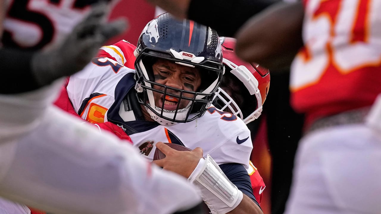 Russell Wilson, Broncos looking to snap 15-game losing streak to Chiefs ...
