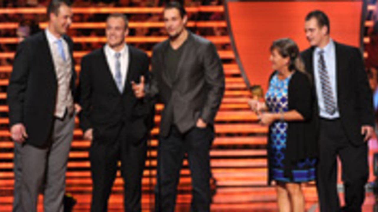 gronkowski-family-150131-SL.jpg
