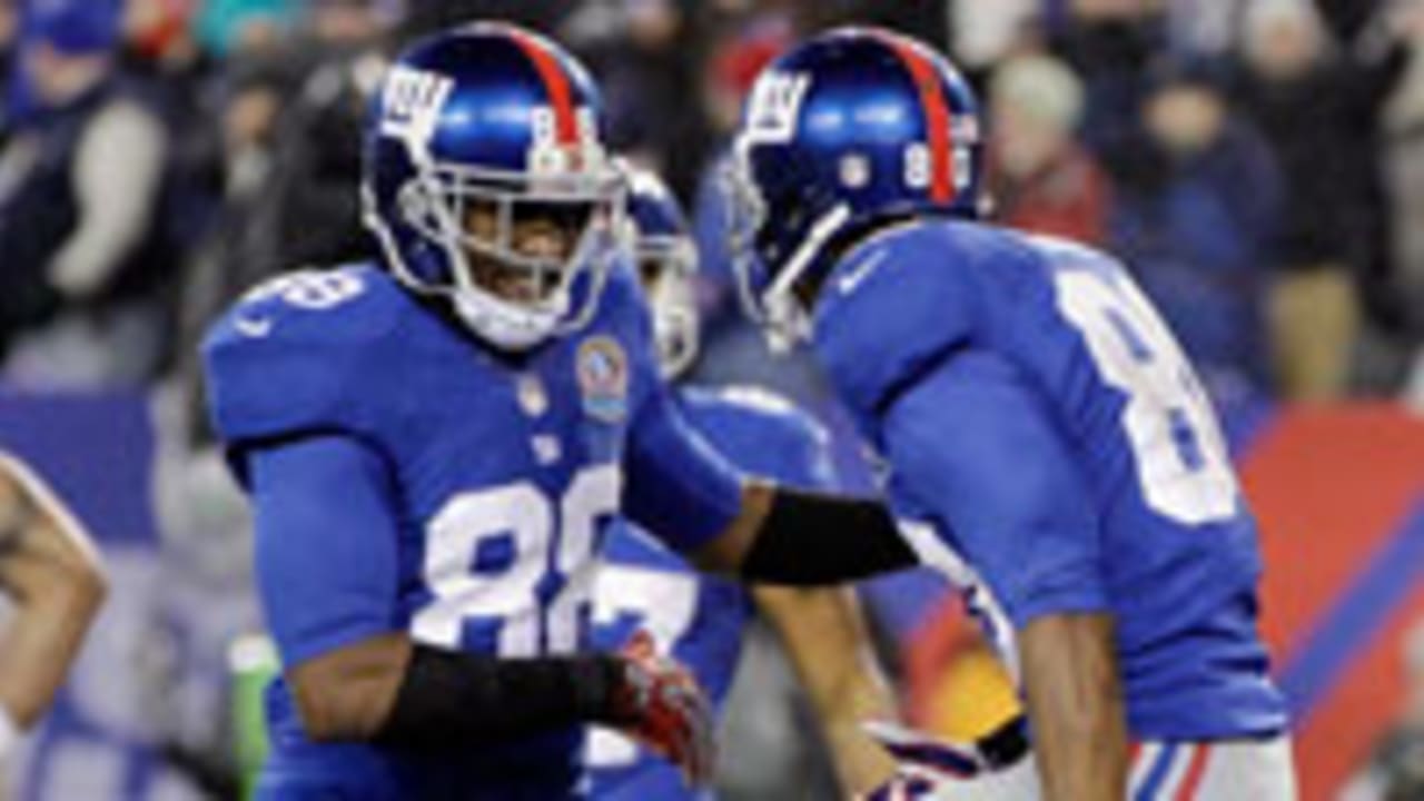 hakeem-nicks-victor-cruz-130709-spot.jpg