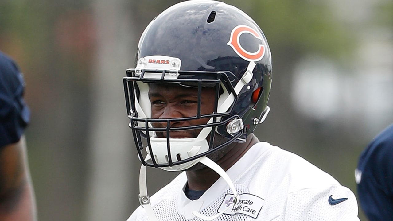 Roquan Smith deal holdup related to new helmet rule