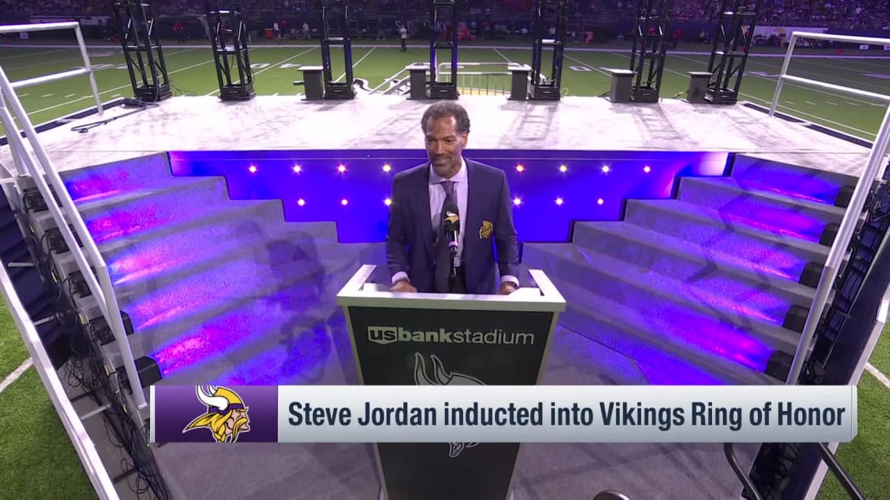 Steve Jordan inducted into Vikings Ring of Honor