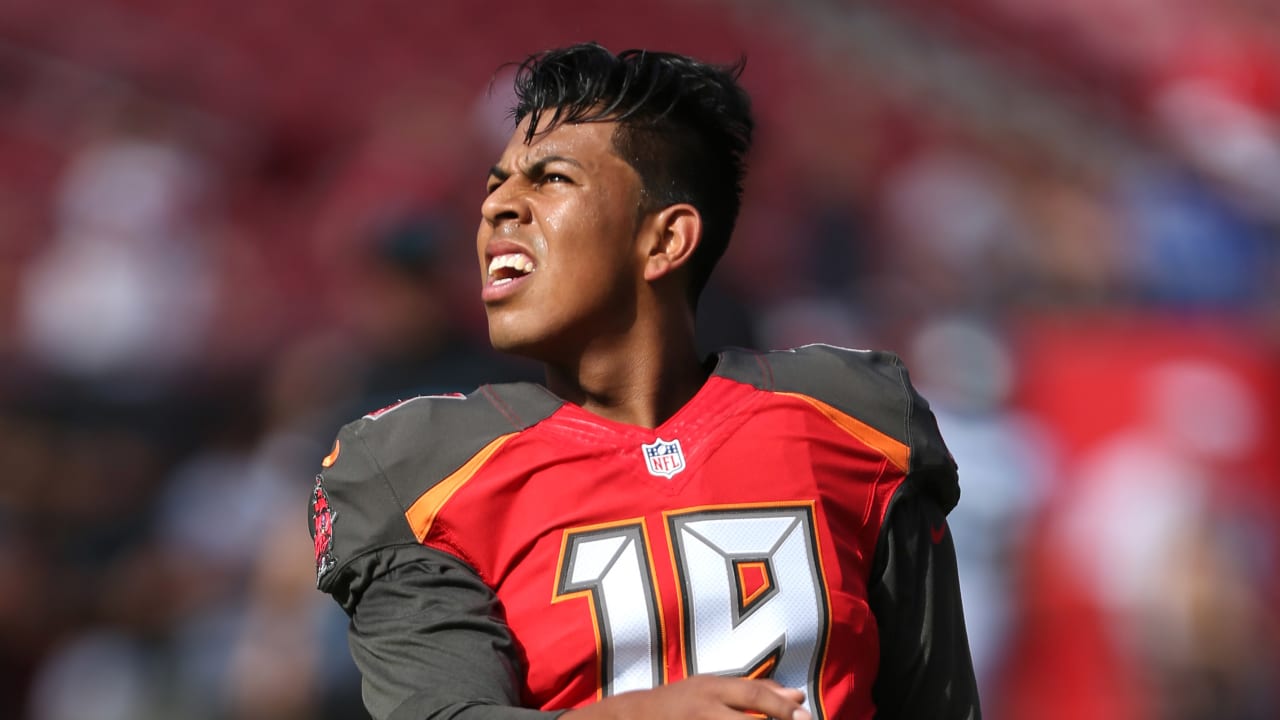 Roberto aguayo shop bucs jersey