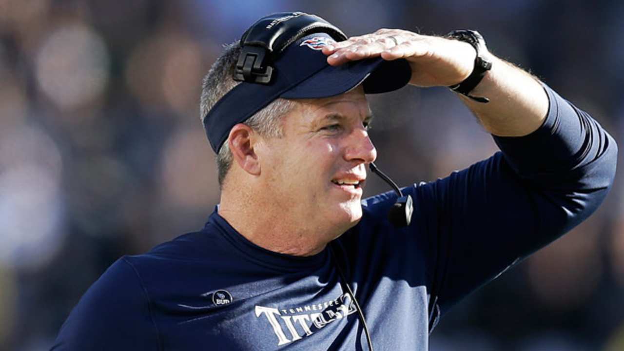 Mike-Munchak-tos-122613.jpg
