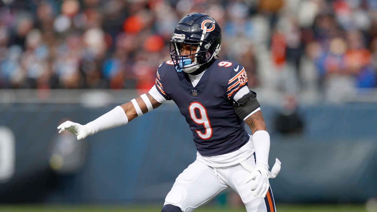 Chicago Bears safety Jaquan Brisker (9) in action during the