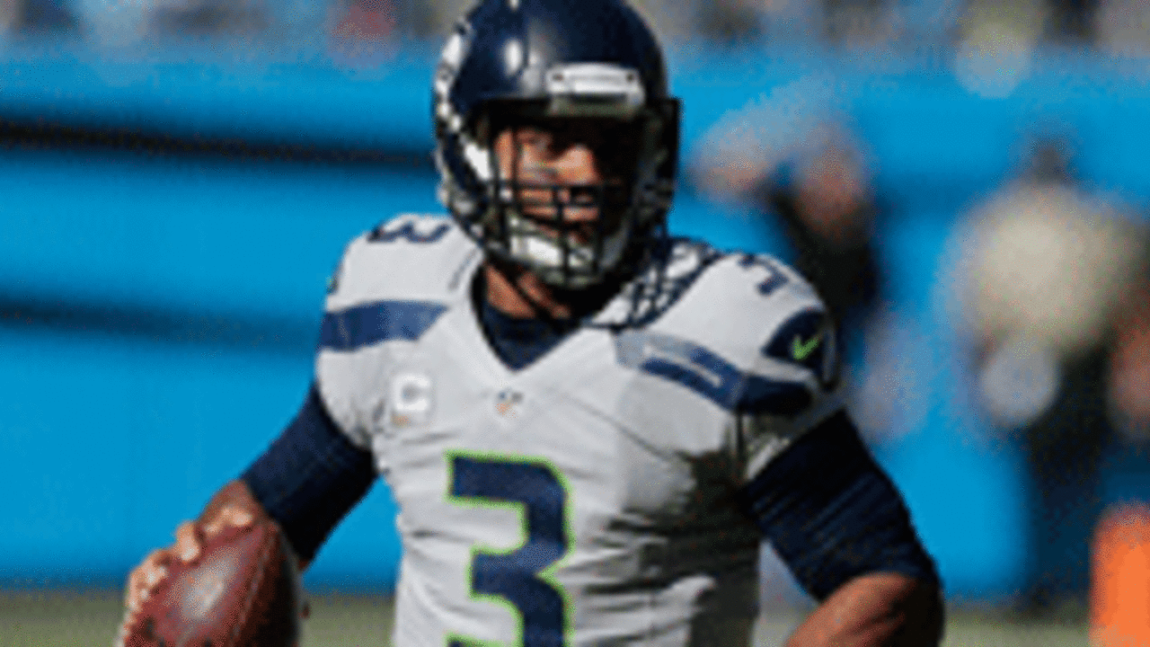 russell-wilson-spot_141027.jpg